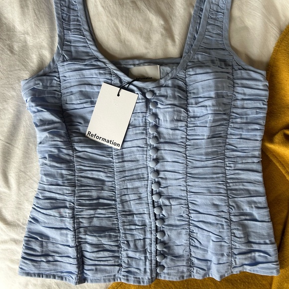 NEW Reformation Archer Top in Ice Water | NWT | US 4 - Picture 4 of 10